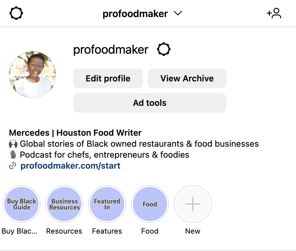 Good Instagram bio example, but it needs work. This is a before screenshot of the Instagram profile for @profoodmaker.